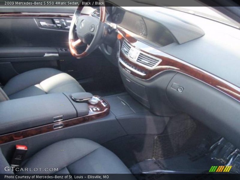 Black / Black 2009 Mercedes-Benz S 550 4Matic Sedan