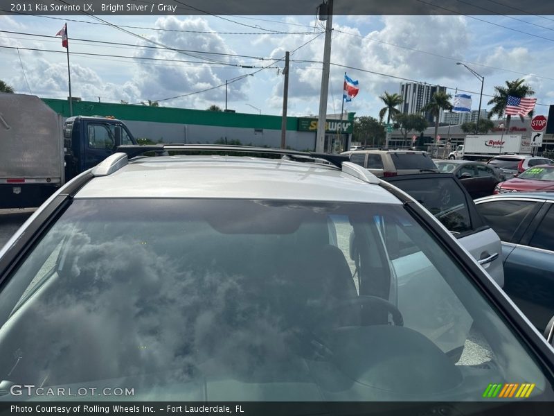 Bright Silver / Gray 2011 Kia Sorento LX