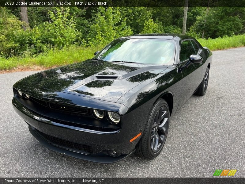 Pitch Black / Black 2023 Dodge Challenger SXT Blacktop
