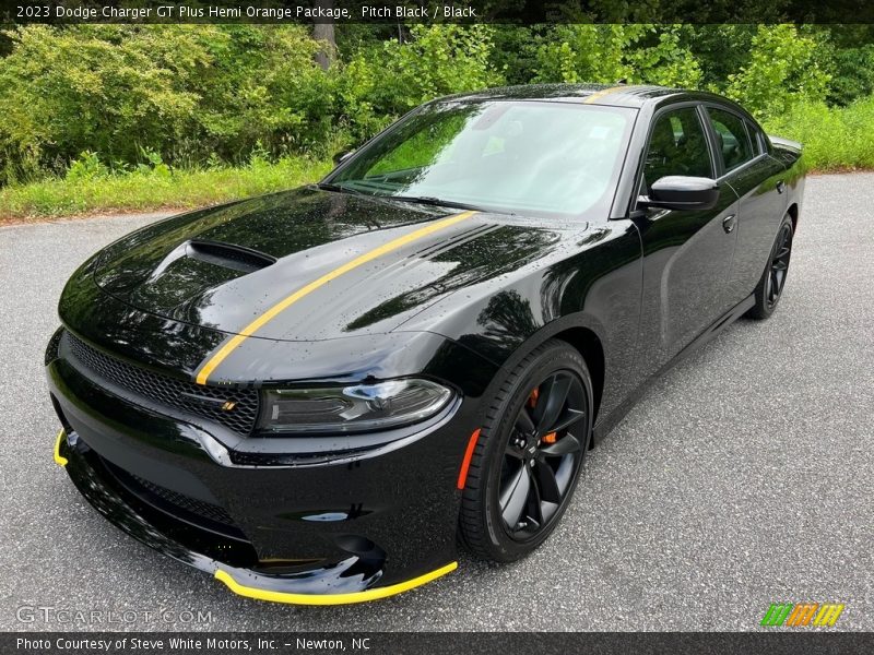 Front 3/4 View of 2023 Charger GT Plus Hemi Orange Package