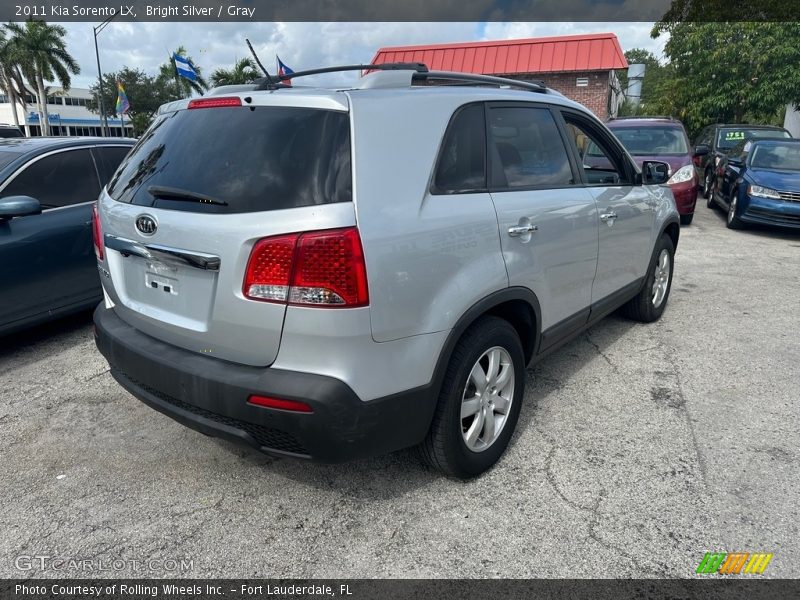 Bright Silver / Gray 2011 Kia Sorento LX