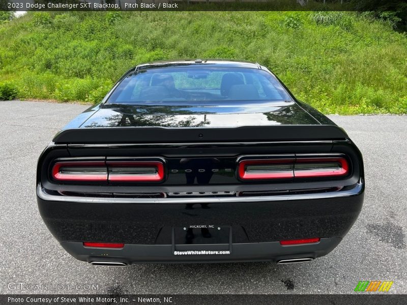Pitch Black / Black 2023 Dodge Challenger SXT Blacktop