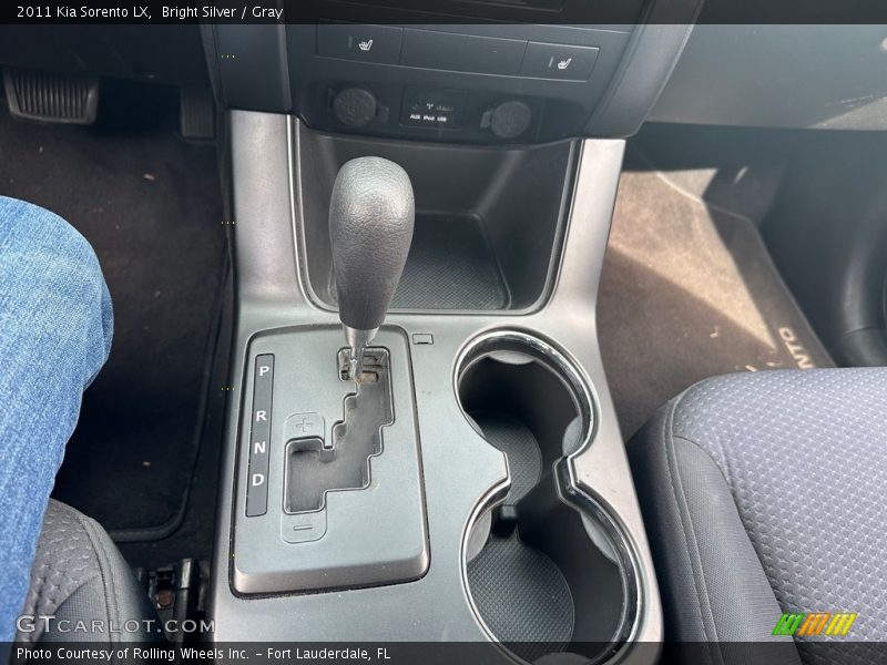 Bright Silver / Gray 2011 Kia Sorento LX
