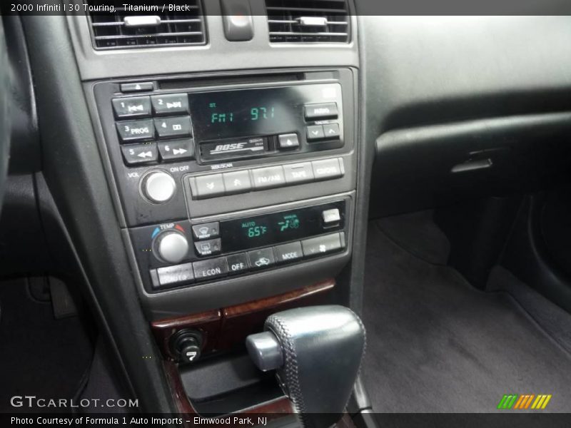 Titanium / Black 2000 Infiniti I 30 Touring
