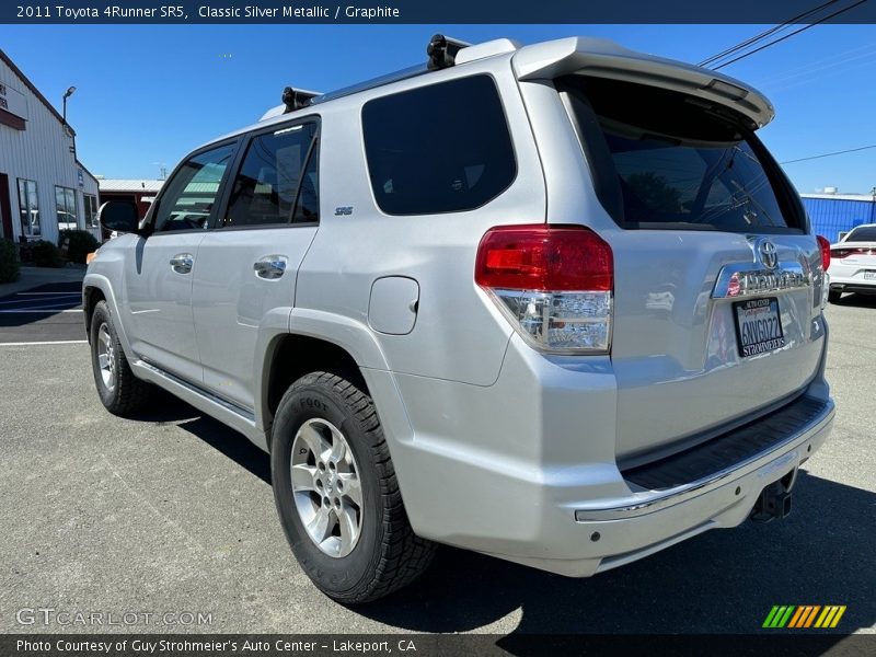 Classic Silver Metallic / Graphite 2011 Toyota 4Runner SR5