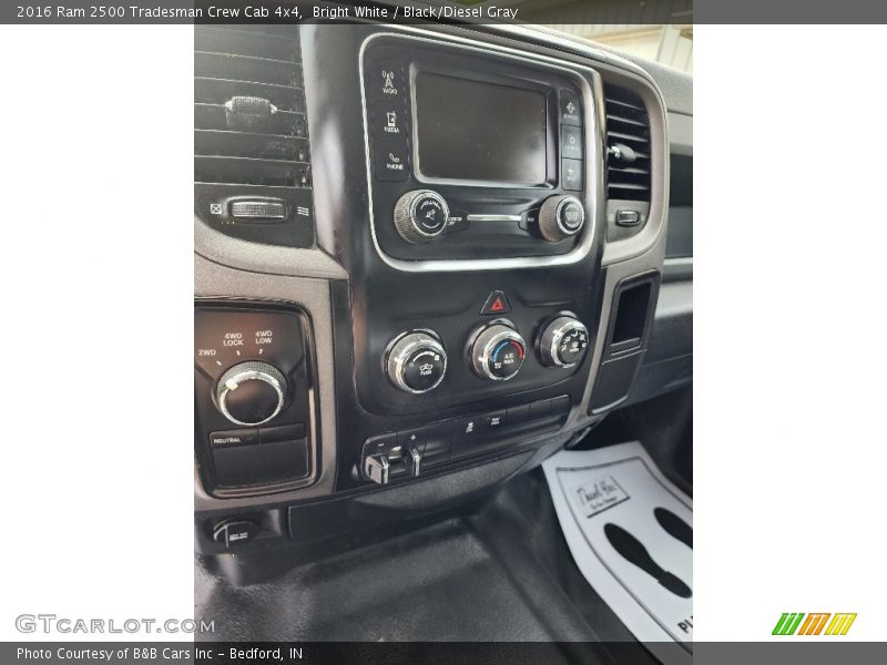 Bright White / Black/Diesel Gray 2016 Ram 2500 Tradesman Crew Cab 4x4