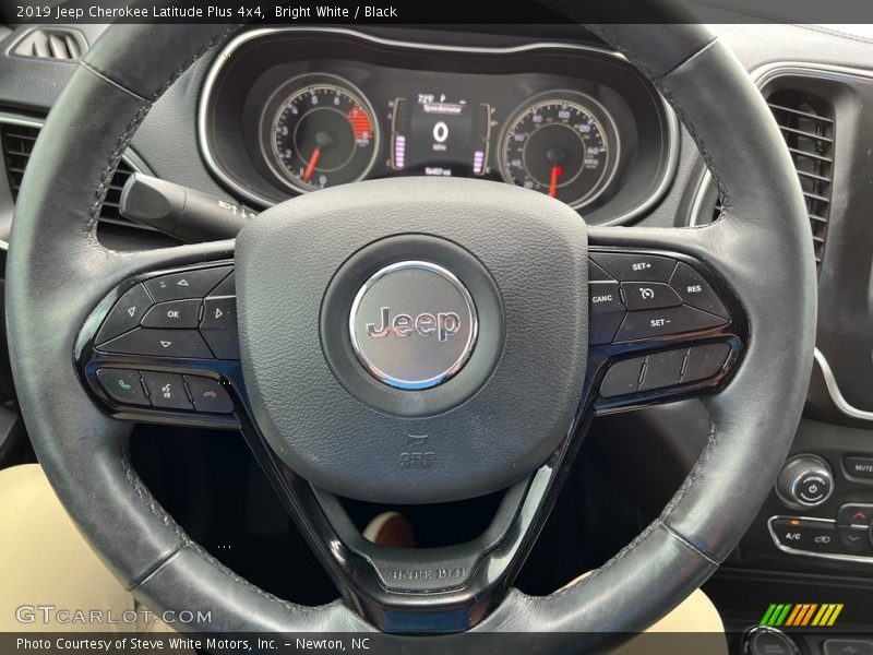  2019 Cherokee Latitude Plus 4x4 Steering Wheel
