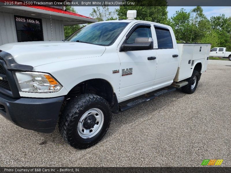Bright White / Black/Diesel Gray 2016 Ram 2500 Tradesman Crew Cab 4x4