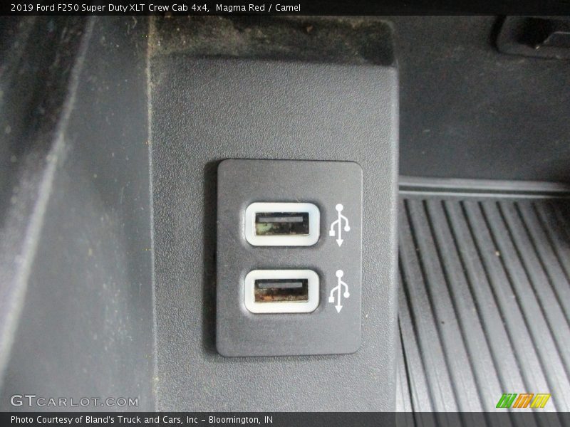 Magma Red / Camel 2019 Ford F250 Super Duty XLT Crew Cab 4x4