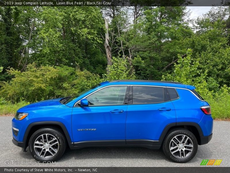  2019 Compass Latitude Laser Blue Pearl