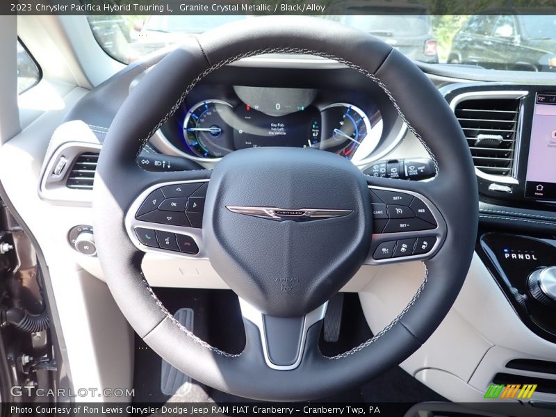 Granite Crystal Metallic / Black/Alloy 2023 Chrysler Pacifica Hybrid Touring L