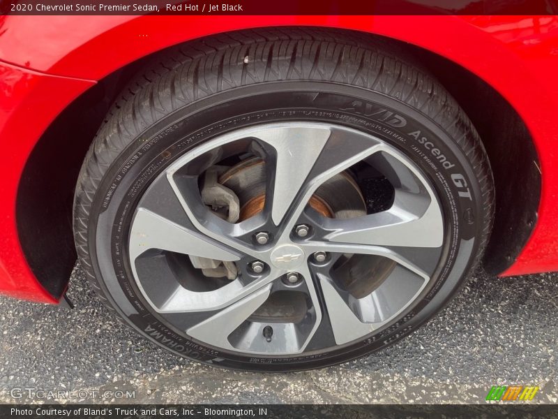Red Hot / Jet Black 2020 Chevrolet Sonic Premier Sedan