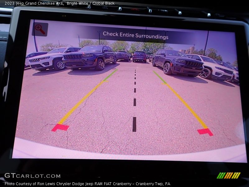 Bright White / Global Black 2023 Jeep Grand Cherokee 4XE