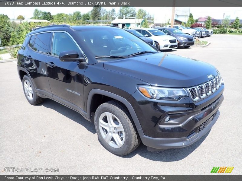 Diamond Black Crystal Pearl / Black 2023 Jeep Compass Latitude 4x4