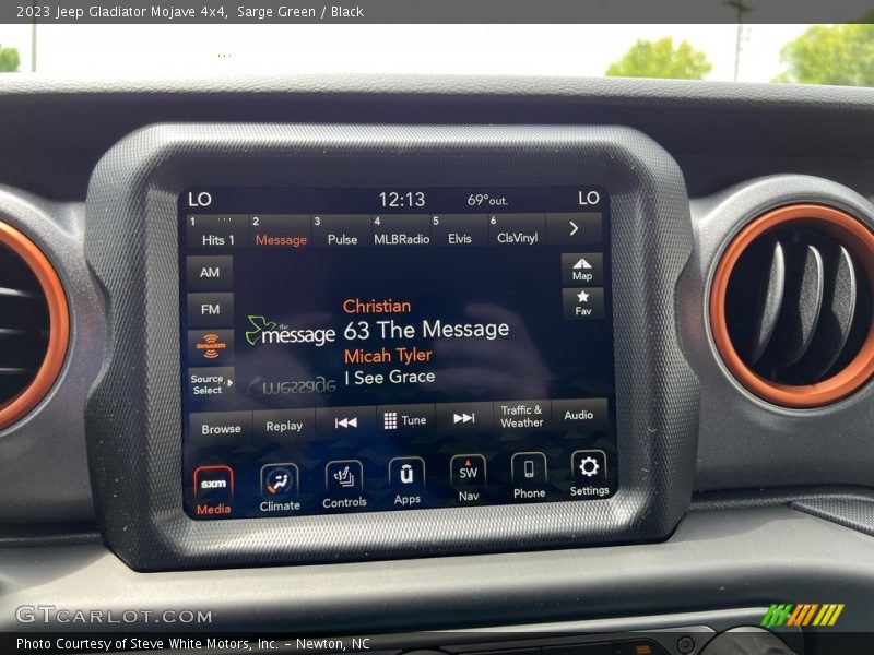 Controls of 2023 Gladiator Mojave 4x4