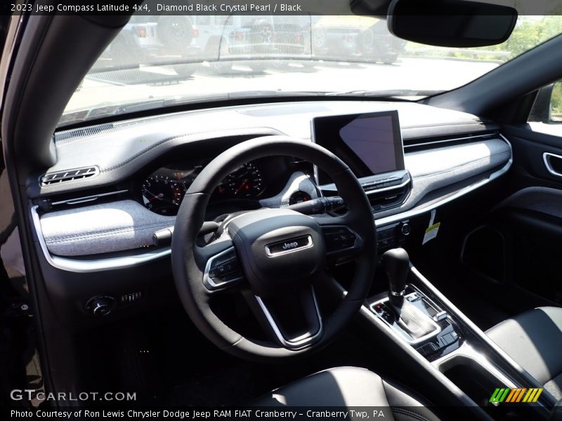 Diamond Black Crystal Pearl / Black 2023 Jeep Compass Latitude 4x4