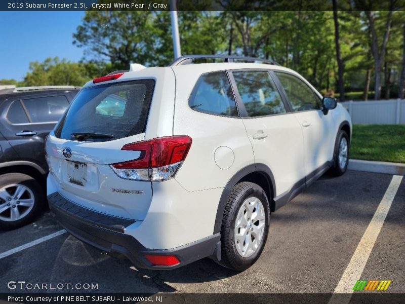 Crystal White Pearl / Gray 2019 Subaru Forester 2.5i
