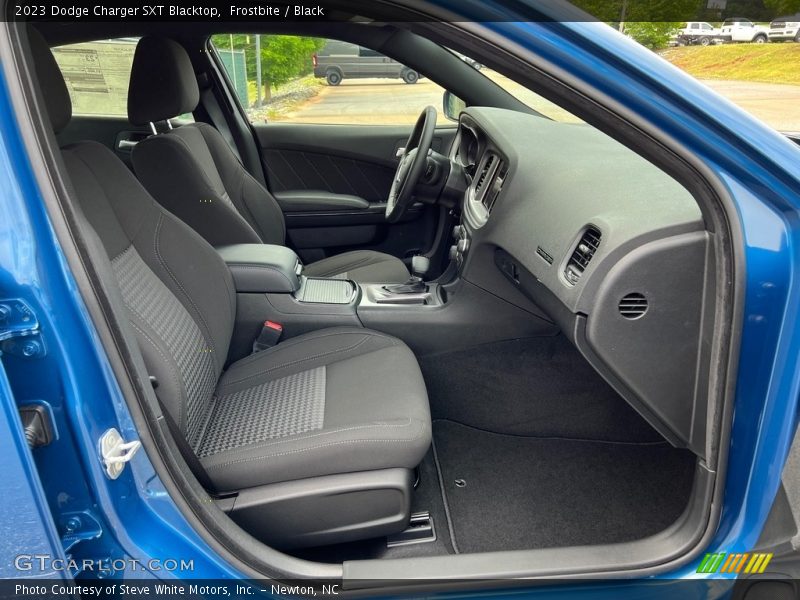 Frostbite / Black 2023 Dodge Charger SXT Blacktop