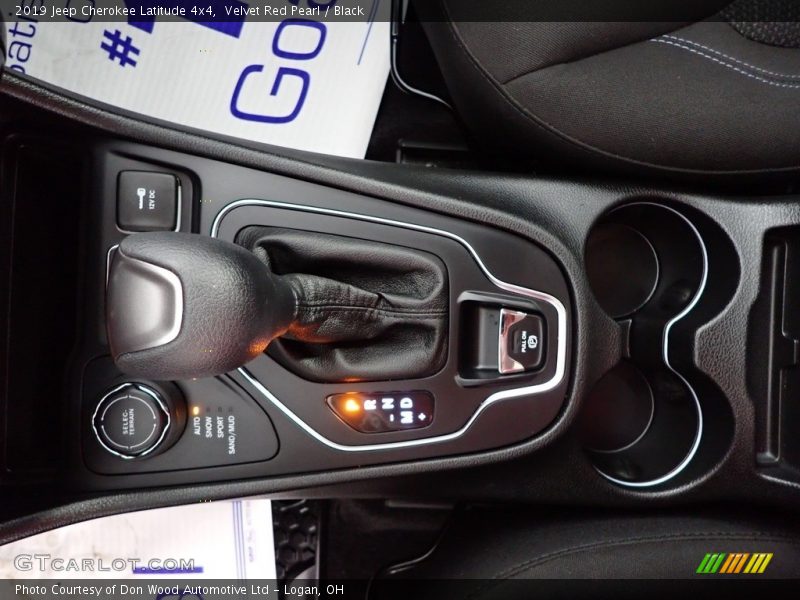 Velvet Red Pearl / Black 2019 Jeep Cherokee Latitude 4x4