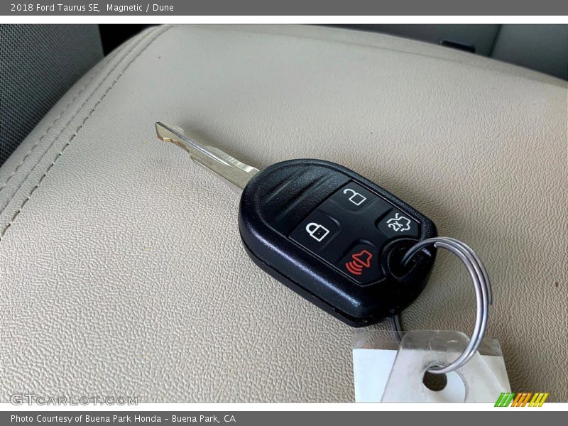 Keys of 2018 Taurus SE
