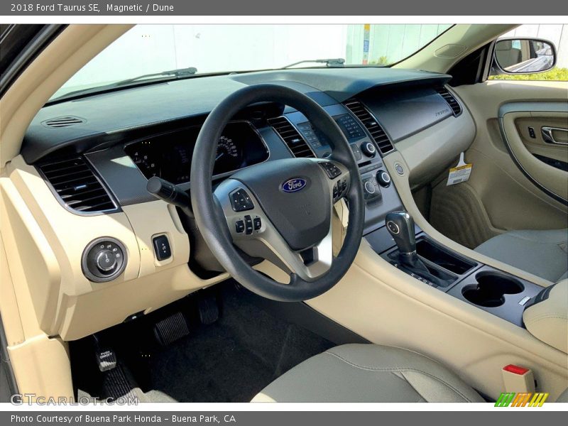 Dashboard of 2018 Taurus SE