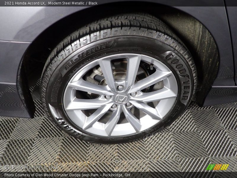 Modern Steel Metallic / Black 2021 Honda Accord LX