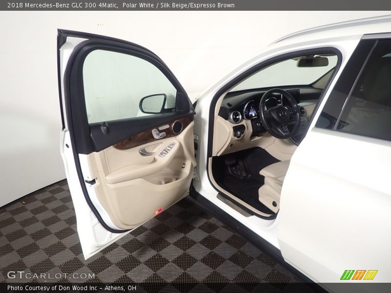Polar White / Silk Beige/Espresso Brown 2018 Mercedes-Benz GLC 300 4Matic