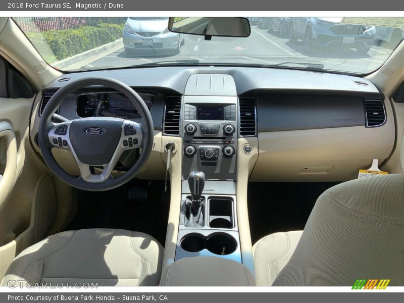 Dune Interior - 2018 Taurus SE 
