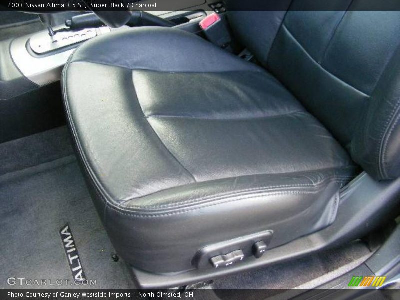 Super Black / Charcoal 2003 Nissan Altima 3.5 SE