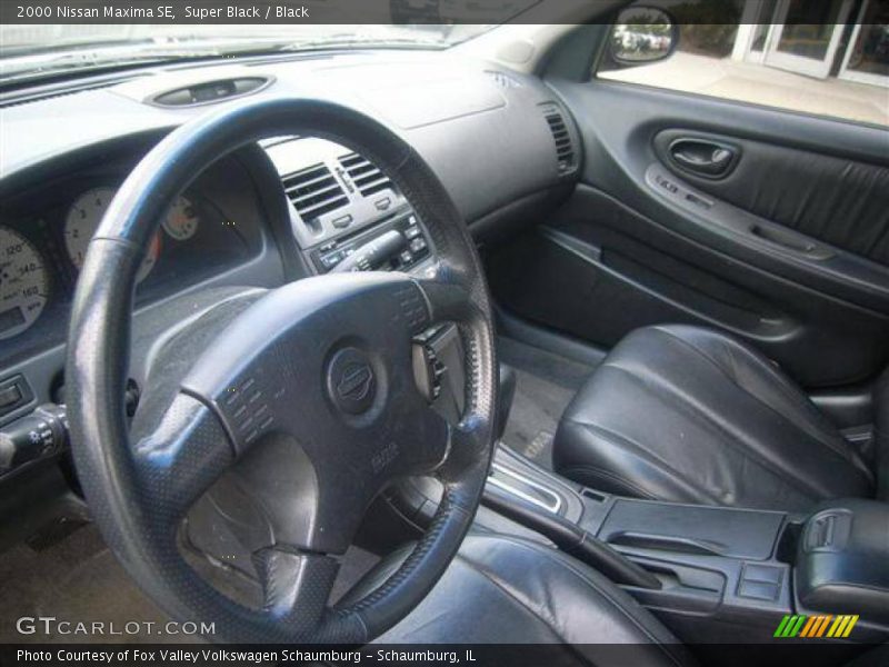 Super Black / Black 2000 Nissan Maxima SE