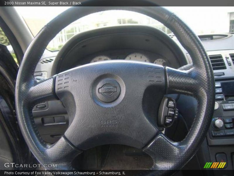 Super Black / Black 2000 Nissan Maxima SE