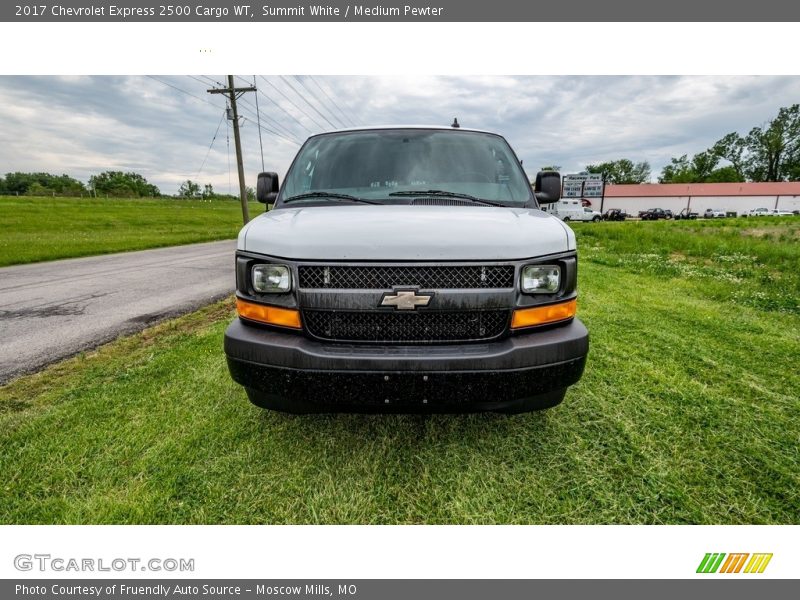 Summit White / Medium Pewter 2017 Chevrolet Express 2500 Cargo WT