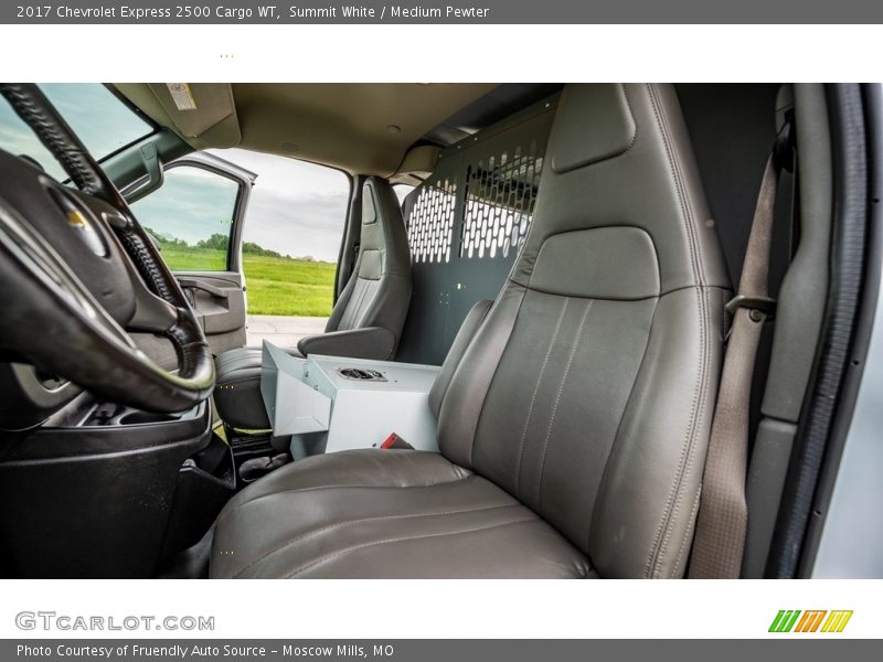Summit White / Medium Pewter 2017 Chevrolet Express 2500 Cargo WT