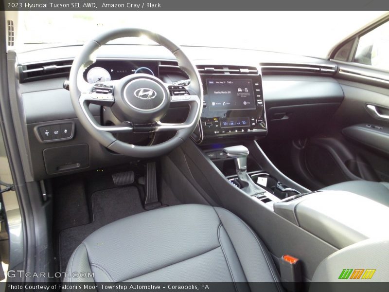 Front Seat of 2023 Tucson SEL AWD