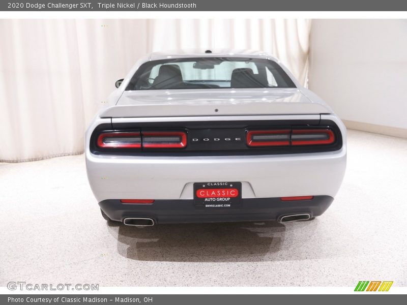 Triple Nickel / Black Houndstooth 2020 Dodge Challenger SXT