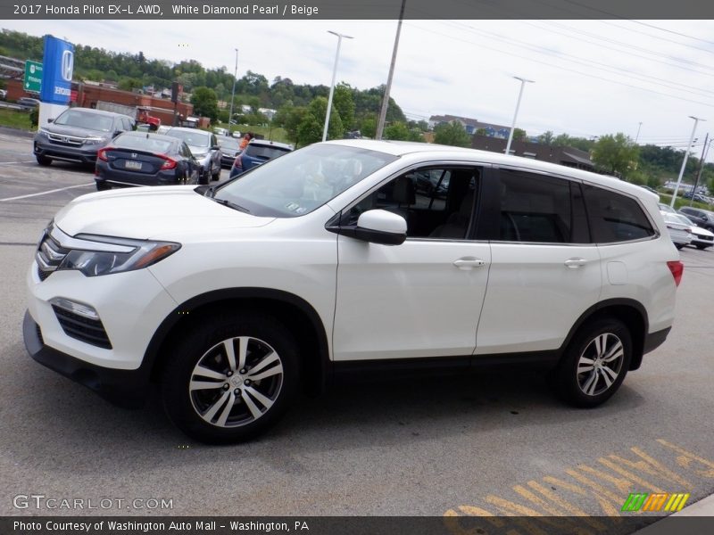 White Diamond Pearl / Beige 2017 Honda Pilot EX-L AWD