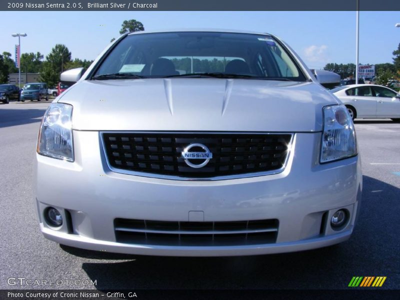 Brilliant Silver / Charcoal 2009 Nissan Sentra 2.0 S