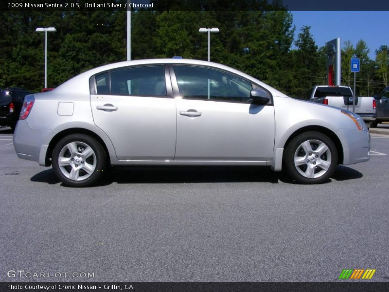 Brilliant Silver / Charcoal 2009 Nissan Sentra 2.0 S