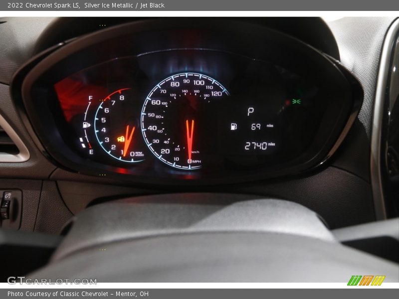 Silver Ice Metallic / Jet Black 2022 Chevrolet Spark LS