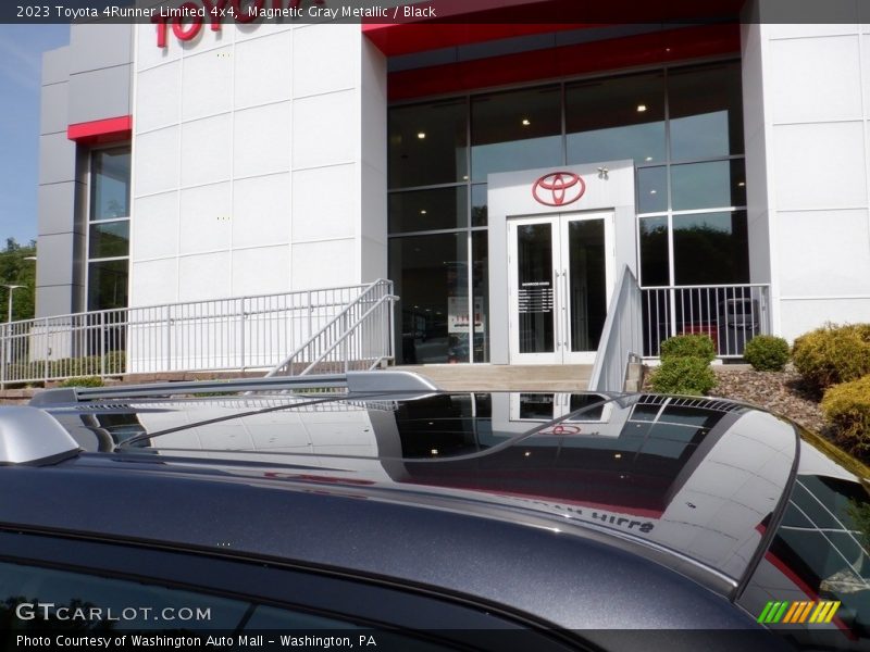 Magnetic Gray Metallic / Black 2023 Toyota 4Runner Limited 4x4