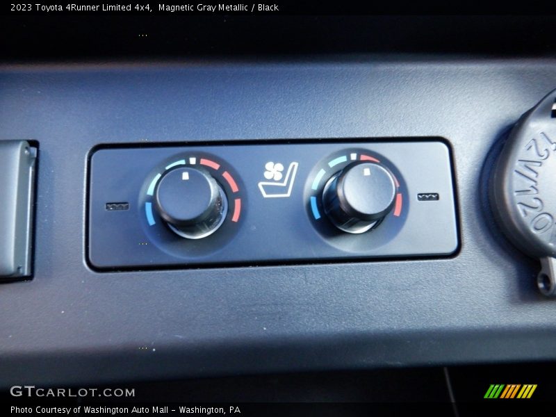 Magnetic Gray Metallic / Black 2023 Toyota 4Runner Limited 4x4
