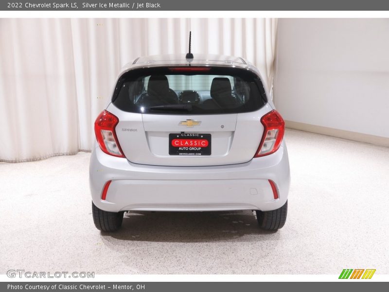 Silver Ice Metallic / Jet Black 2022 Chevrolet Spark LS