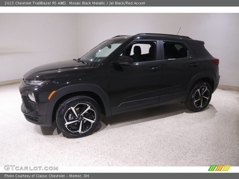 Front 3/4 View of 2023 TrailBlazer RS AWD