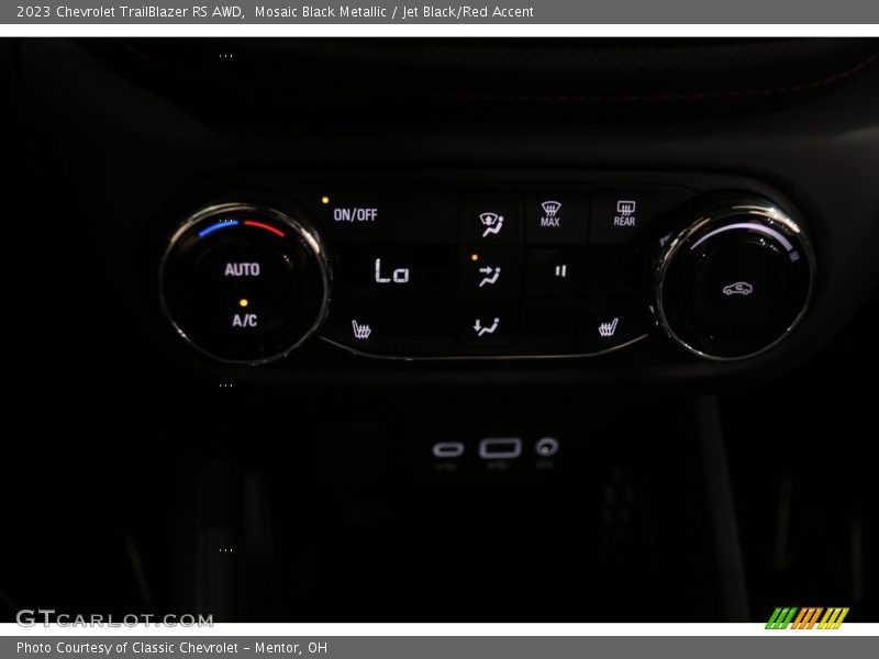 Mosaic Black Metallic / Jet Black/Red Accent 2023 Chevrolet TrailBlazer RS AWD