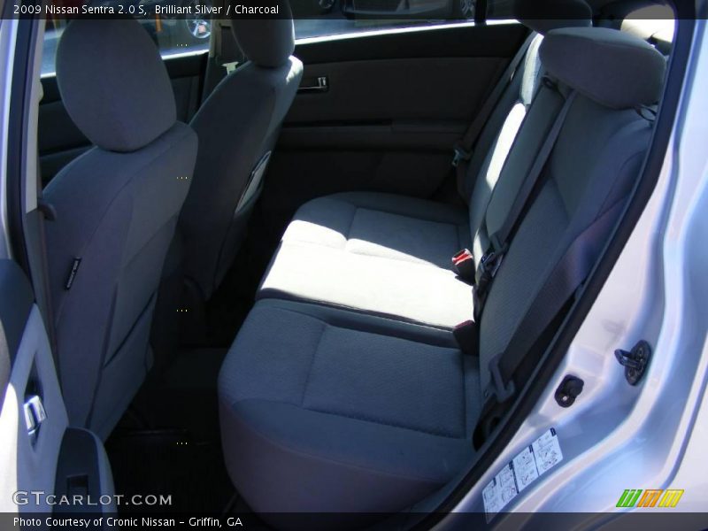 Brilliant Silver / Charcoal 2009 Nissan Sentra 2.0 S