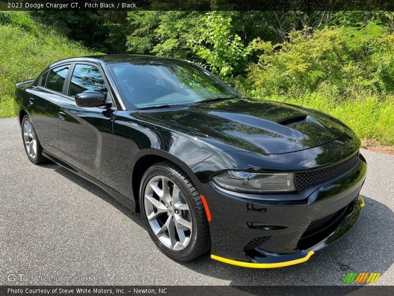 Front 3/4 View of 2023 Charger GT