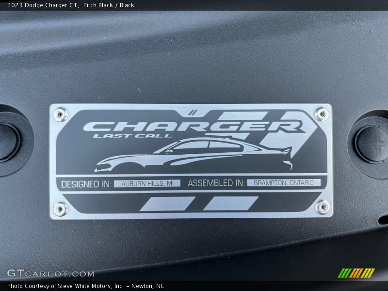 Pitch Black / Black 2023 Dodge Charger GT