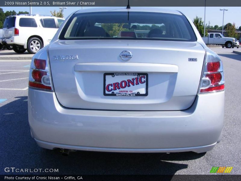 Brilliant Silver / Charcoal 2009 Nissan Sentra 2.0 S