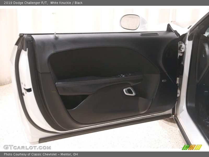 White Knuckle / Black 2019 Dodge Challenger R/T