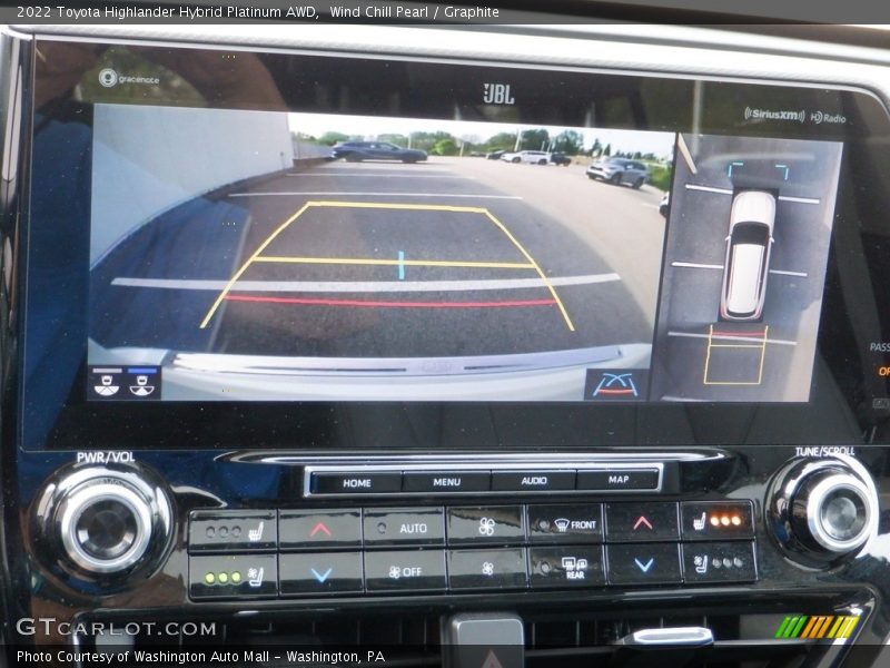 Controls of 2022 Highlander Hybrid Platinum AWD